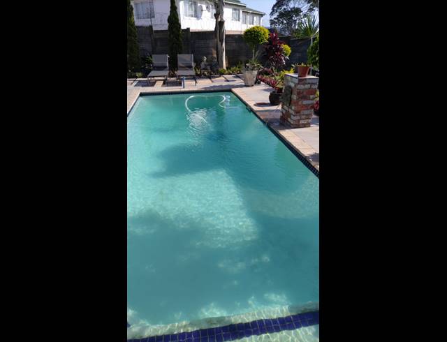 8 BEDROOM HOUSE FOR SALE IN ESCOMBE